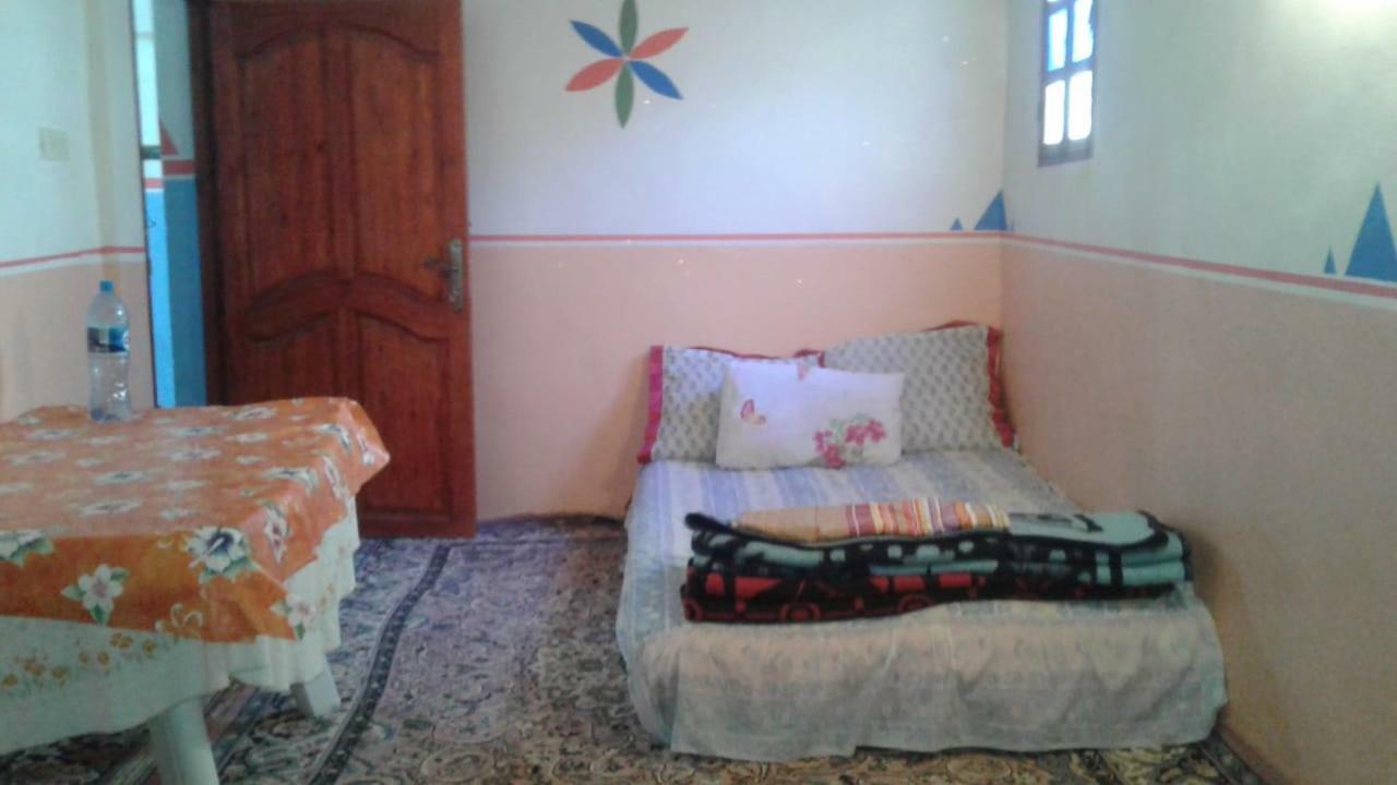 Amtoudi Aventure Apartment Id Aissa ภายนอก รูปภาพ